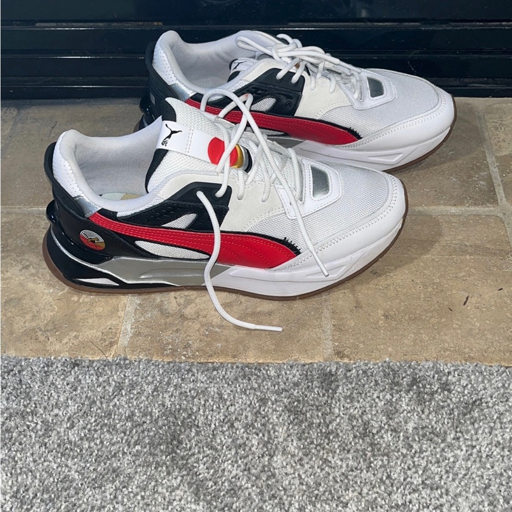 Men puma mirage sport AS men size 8 perfect condition